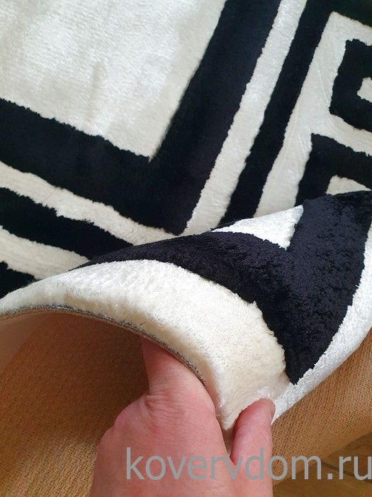 Ковер ручной работы МЕАНДР white and black Ковер ручной работы МЕАНДР white and black